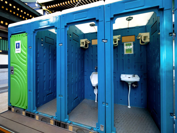 Best Portable toilet rental cost  in Castlewood, VA